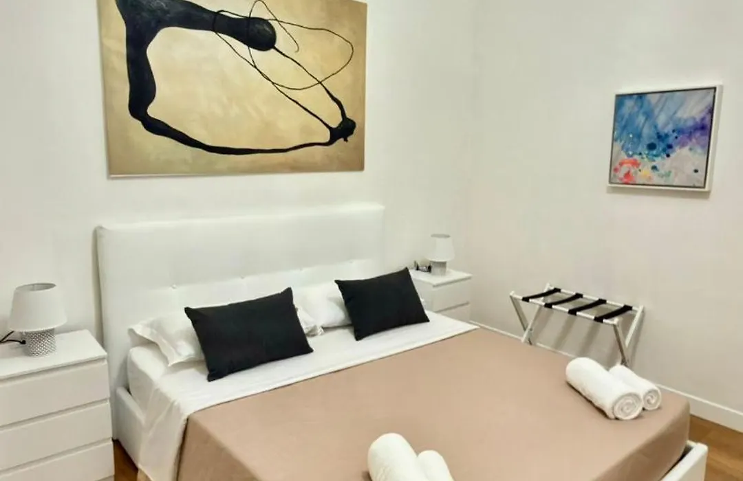 Cozy flat in Rome-1