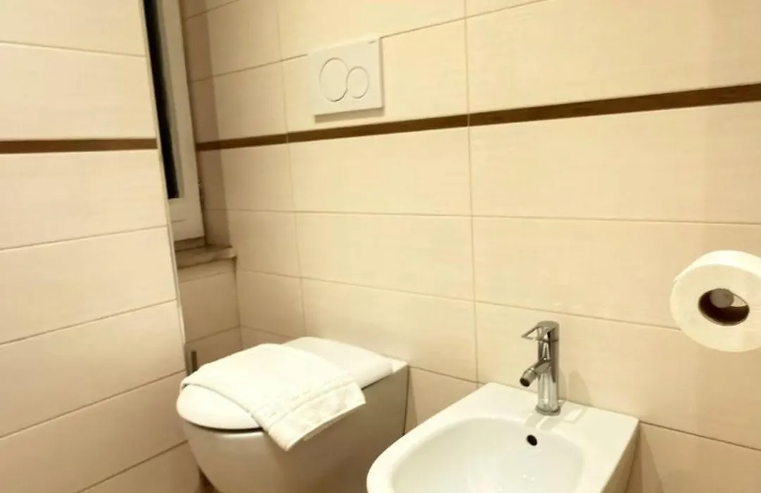 Cozy Flat In Rome-1